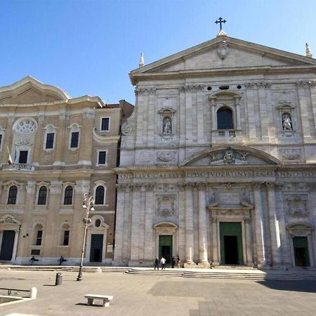 Casa Arco Della Chiesa Nuova - Pantheon & Navona Apartment Roma Exterior foto